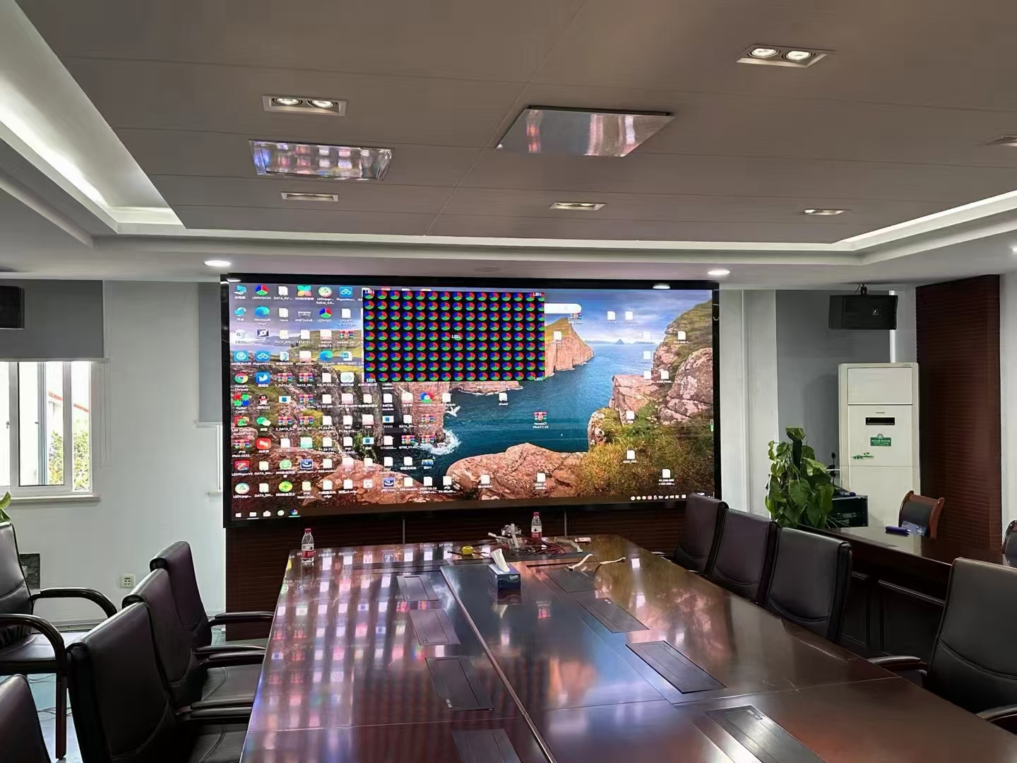 （LED大(dà)屏+擴聲系統）工(gōng)程案例九